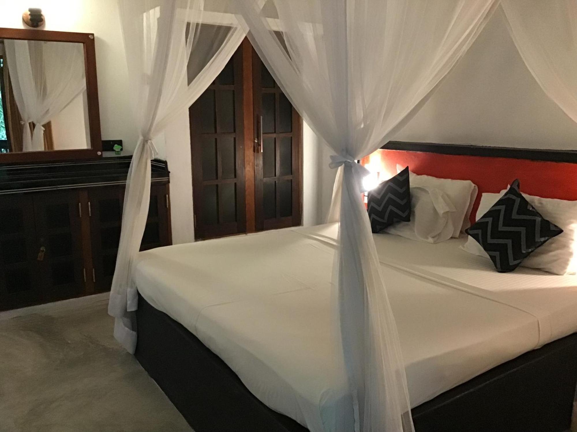 Sanjeehome & Lanka Ayurveda, Bentota Eksteriør billede